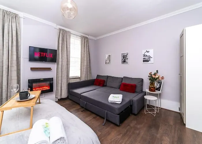 Covent Garden-Oxford Street Central London Studio Apartment